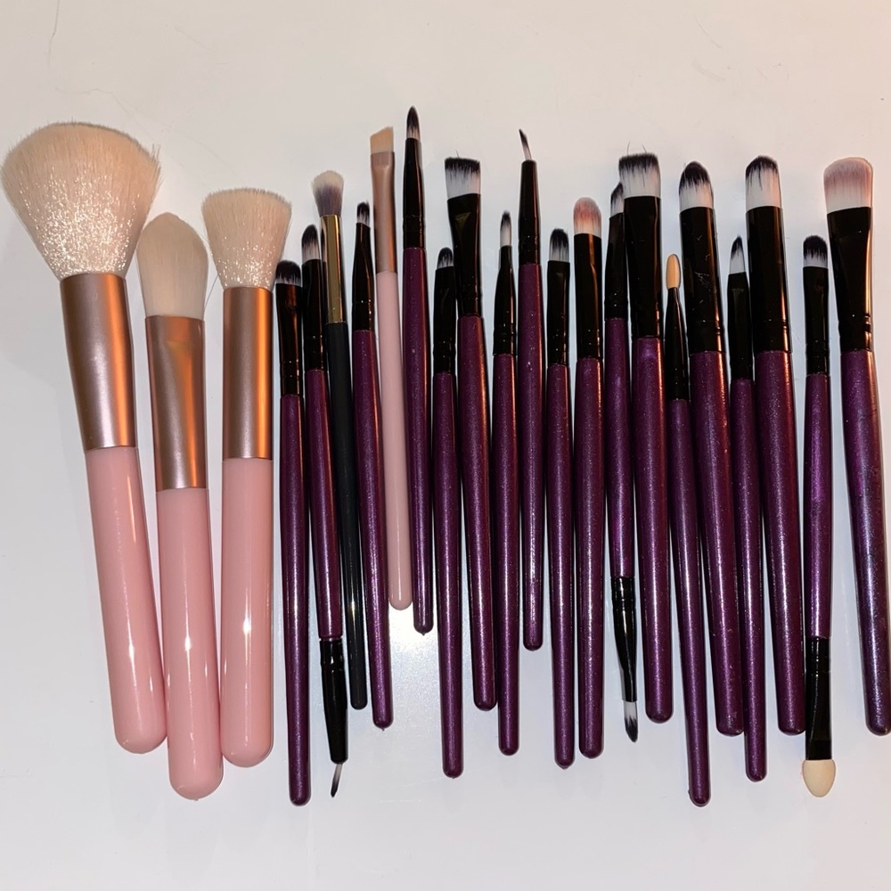 Makeup Brushes